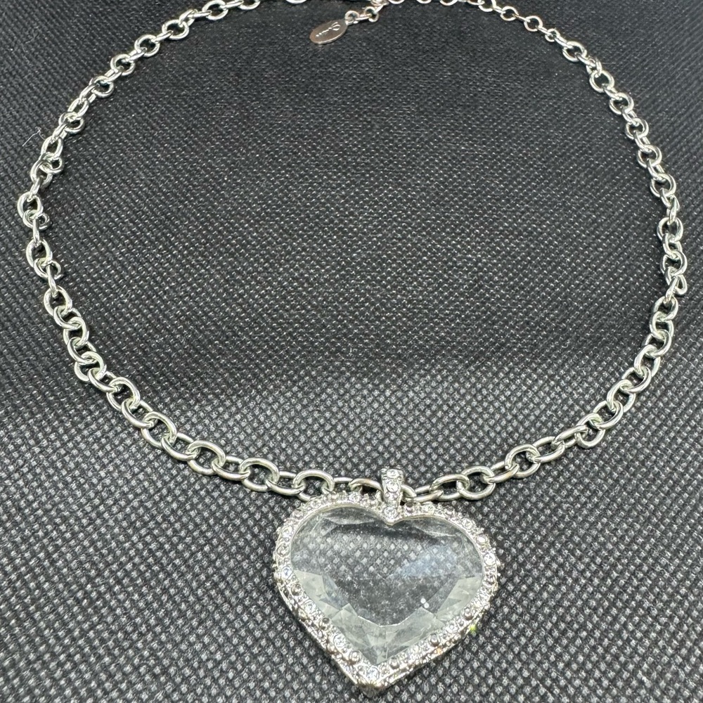 Elegant Silver Heart Pendant Necklace
